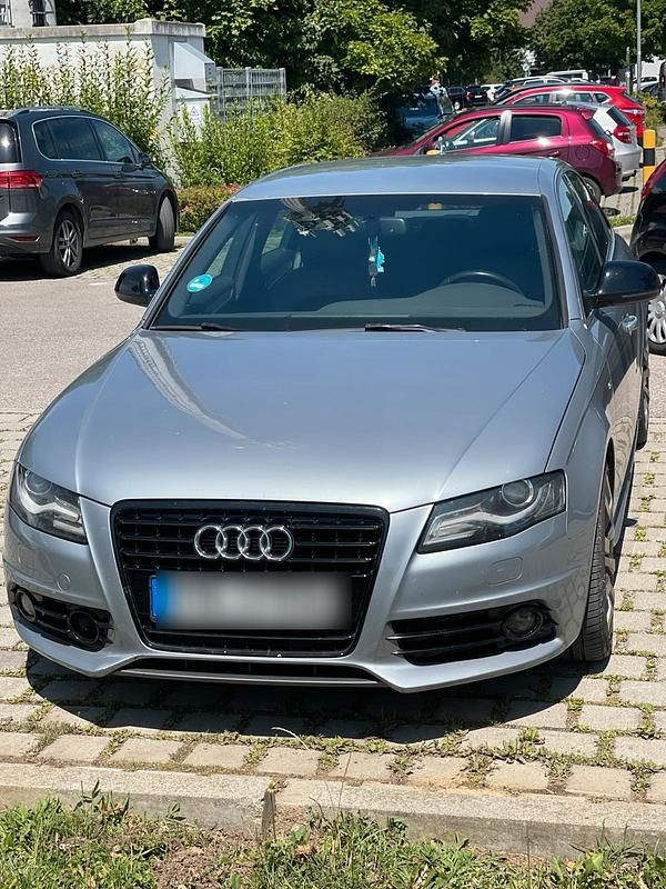 Grau Gebraucht 2008 Audi A4 S-Line Limousine | 5.900 € (Fairer Preis) - Bild 1/4
