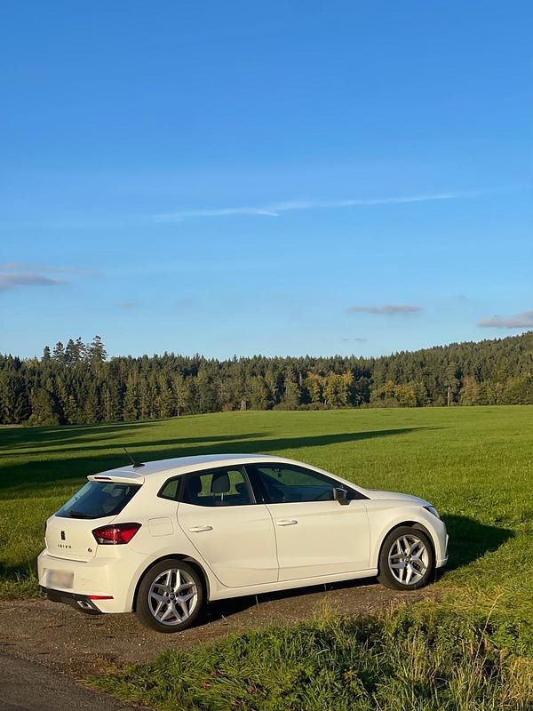 Gebraucht Seat Ibiza 95 PS (69 kW) 2020 Weiß Kleinwagen
