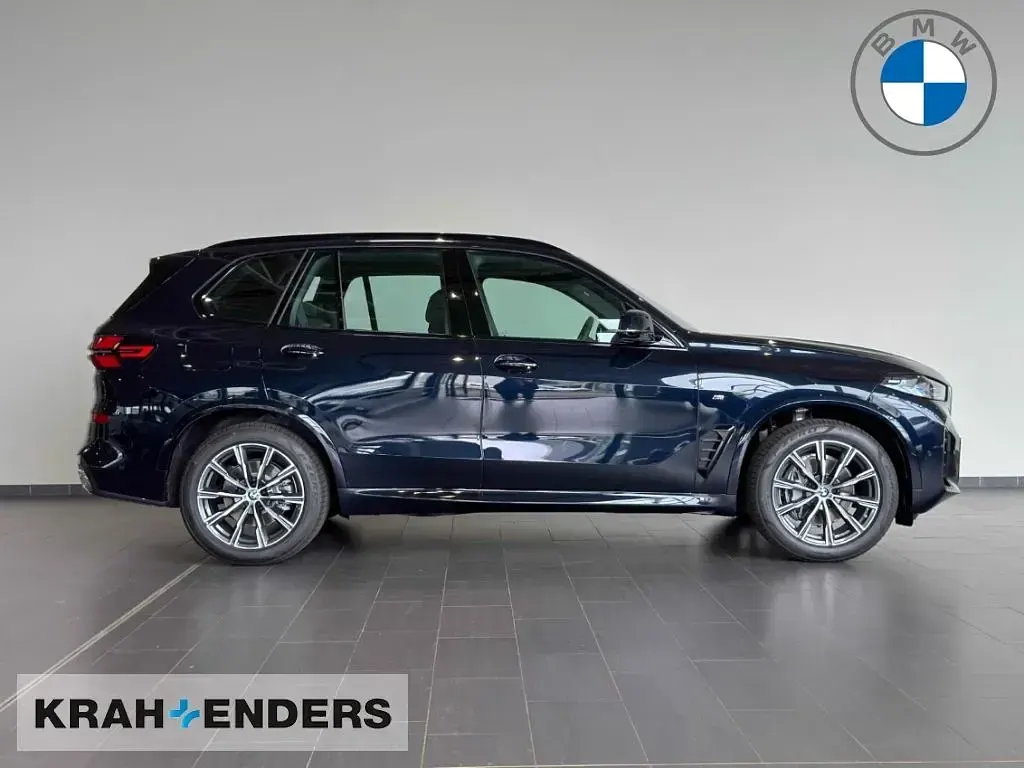 Neu BMW X5 M Sport 298 PS (219 kW) 2026 Schwarz SUV