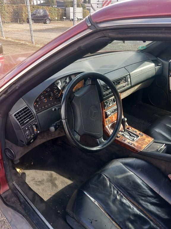 Gebraucht Mercedes SL320 150 PS (110 kW) 1984 Rot