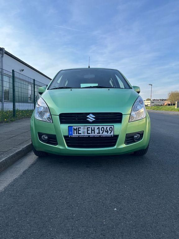 Gebraucht Suzuki Splash 86 PS (63 kW) 2009 Grün Kleinwagen
