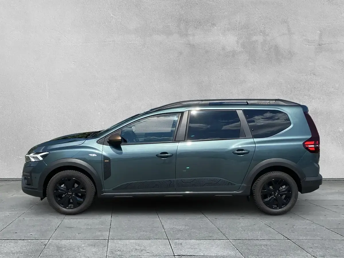 Gebraucht Dacia Jogger Extreme 110 PS (80 kW) 2024 Grün Van / Kleinbus