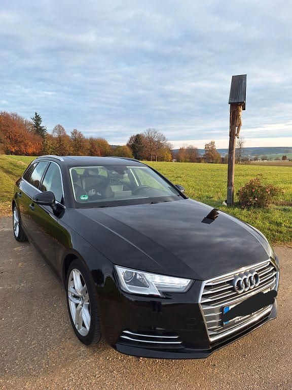 Schwarz Gebraucht 2016 Audi A4 Ambiente Kombi | 18.500 € (Fairer Preis) - Bild 1/4