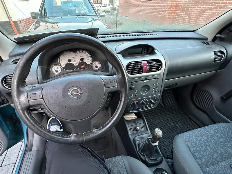 Gebraucht Opel Corsa Sport 90 PS (66 kW) 2001 Blau Kleinwagen