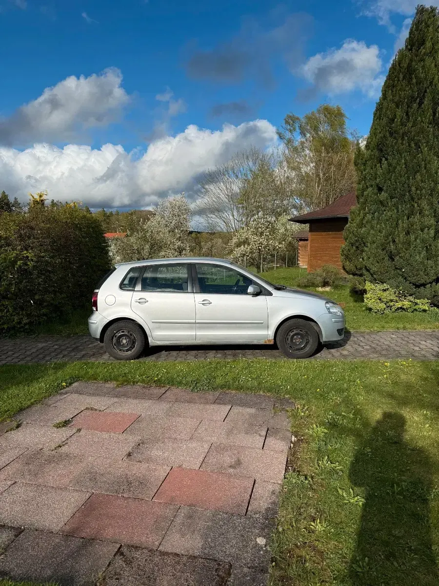Gebraucht VW Polo 90 PS (66 kW) 2009 Silber Kleinwagen