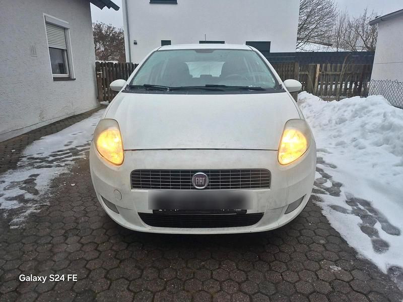 Gebraucht Fiat Punto 78 PS (57 kW) 2008 Weiß Kleinwagen