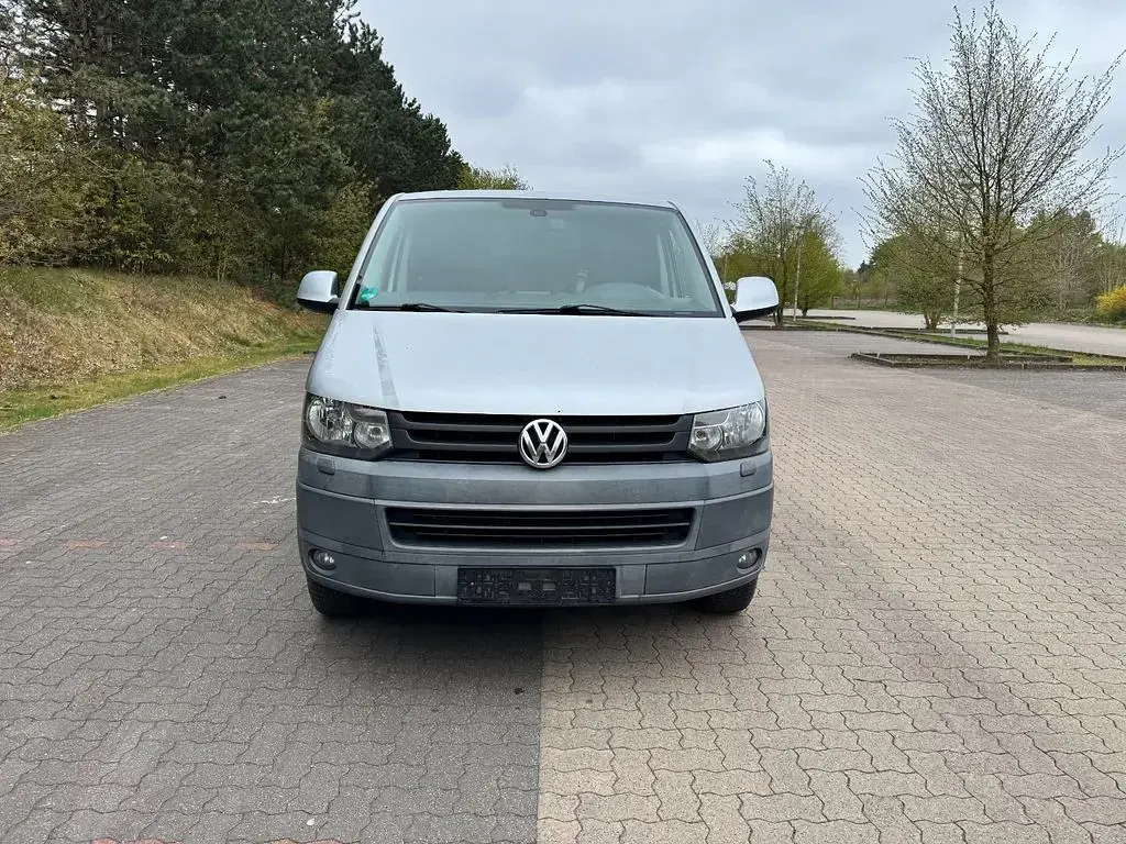 Second-hand VW Transporter 179 CP (131 kW) 2010 Argintiu Van