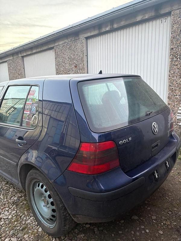 Gebraucht VW Golf IV Basis 75 PS (55 kW) 2001 Blau Limousine