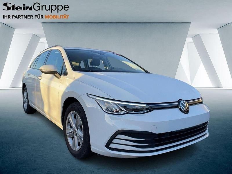 Gebraucht VW Golf VIII Life 110 PS (80 kW) 2022 Weiß Kombi