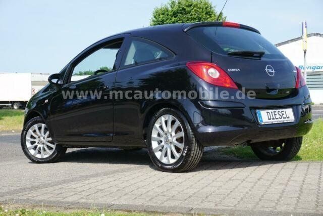 Gebraucht Opel Corsa Cosmo 90 PS (66 kW) 2008 Schwarz metallic Kleinwagen