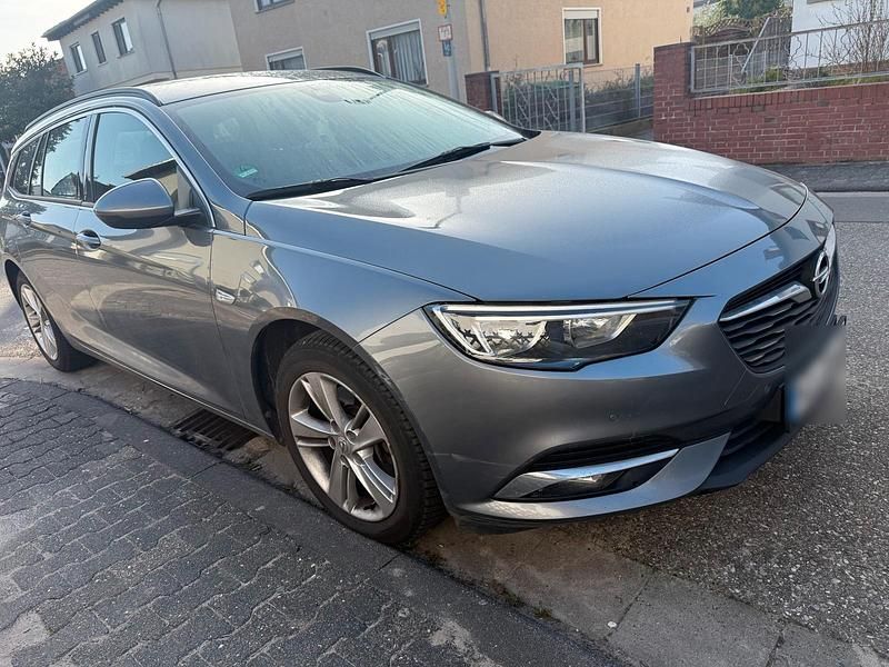 Gebraucht Opel Insignia 160 PS (117 kW) 2017 Grau Kombi