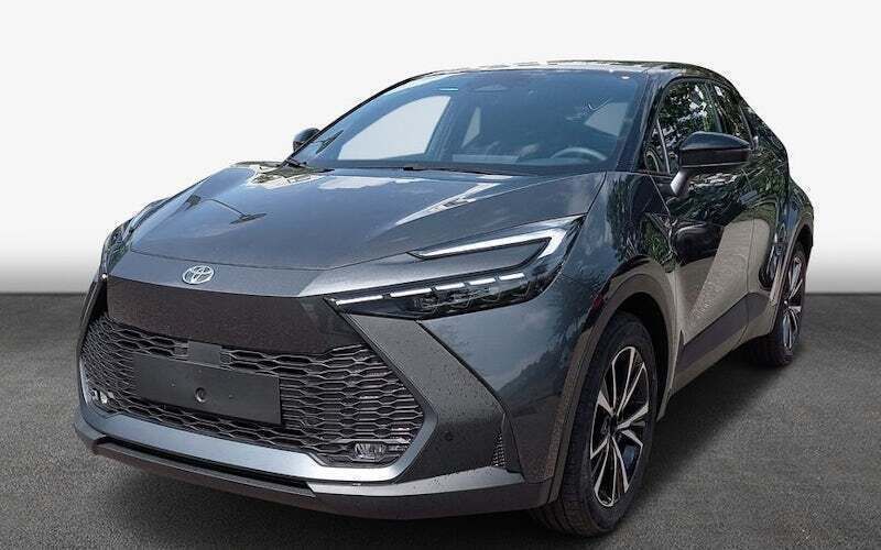 Grau Gebraucht 2024 Toyota C-HR Team SUV | 32.950 € (Superpreis) - Bild 1/3