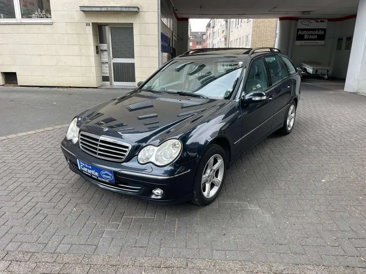 Gebraucht Mercedes C240 Avantgarde 170 PS (125 kW) 2004 Smaragdschwarz Kombi