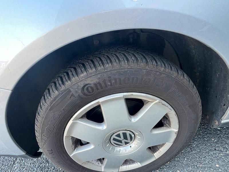 Gebraucht VW Polo 101 PS (74 kW) 2003 Grau Kleinwagen