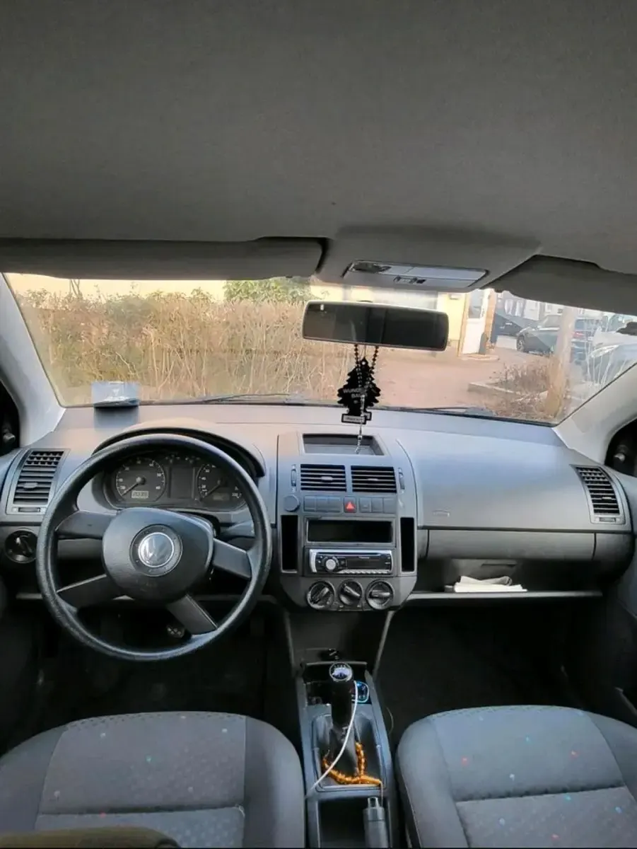 Gebraucht VW Polo 72 PS (52 kW) 2003 Schwarz Kleinwagen