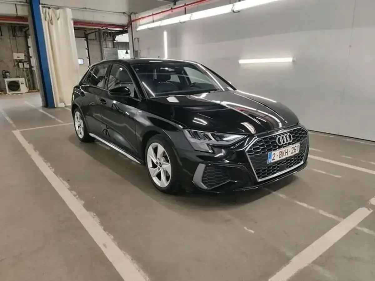 Gebraucht Audi A3 S-Line 110 PS (80 kW) 2021 Mythosschwarz Limousine