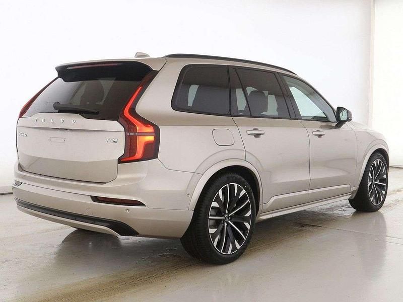 Gebraucht Volvo XC90 Plus 335 PS (246 kW) 2025 Bright dusk / metallic SUV
