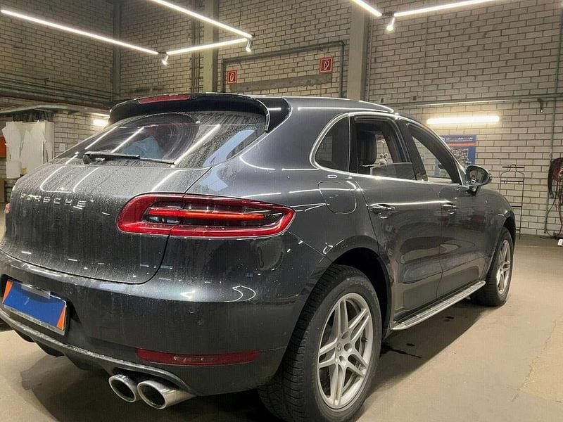 Gebraucht Porsche Macan S 258 PS (189 kW) 2016 Grau SUV