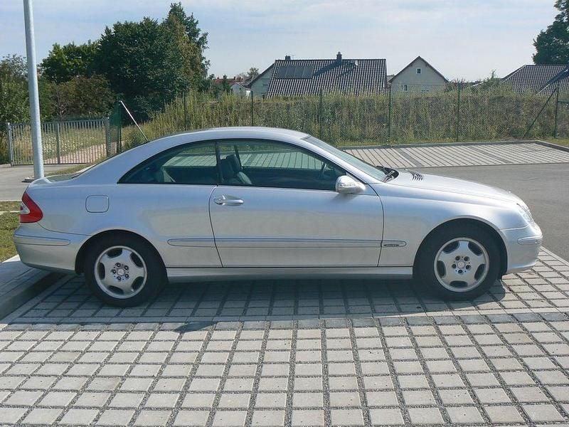 Gebraucht Mercedes CLK200 Elegance 163 PS (119 kW) 2004 Grau Coupé