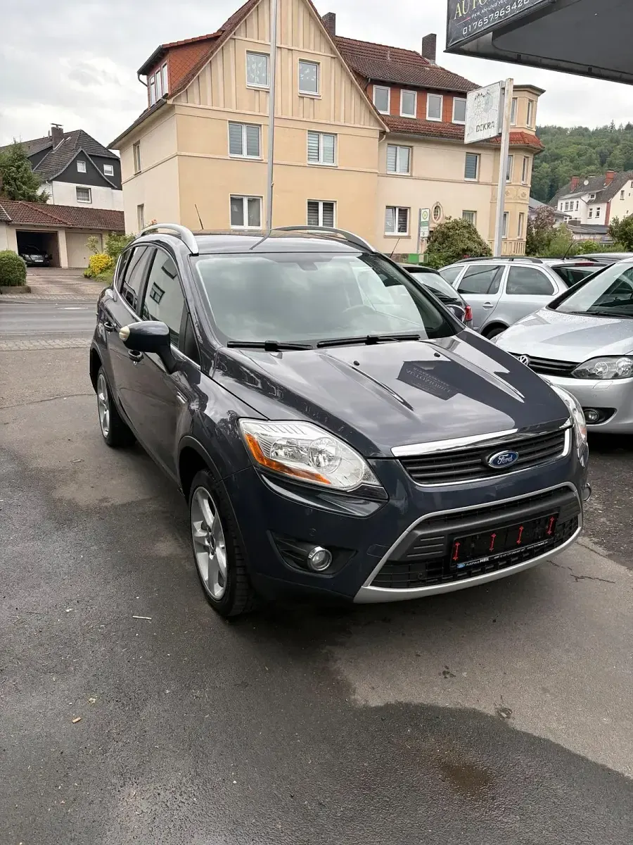 Używany Ford Kuga 163 KM (119 kW) 2011 Szary SUV