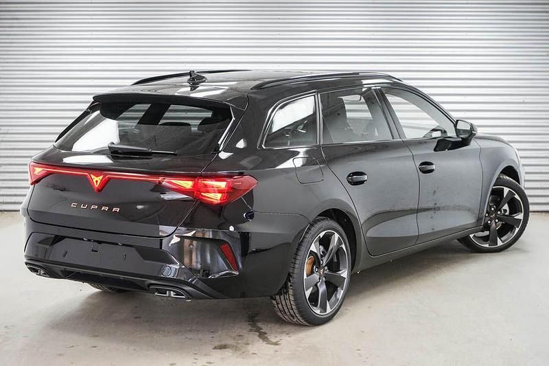 Nouă Cupra Leon 150 CP (110 kW) 2026 Negru Break