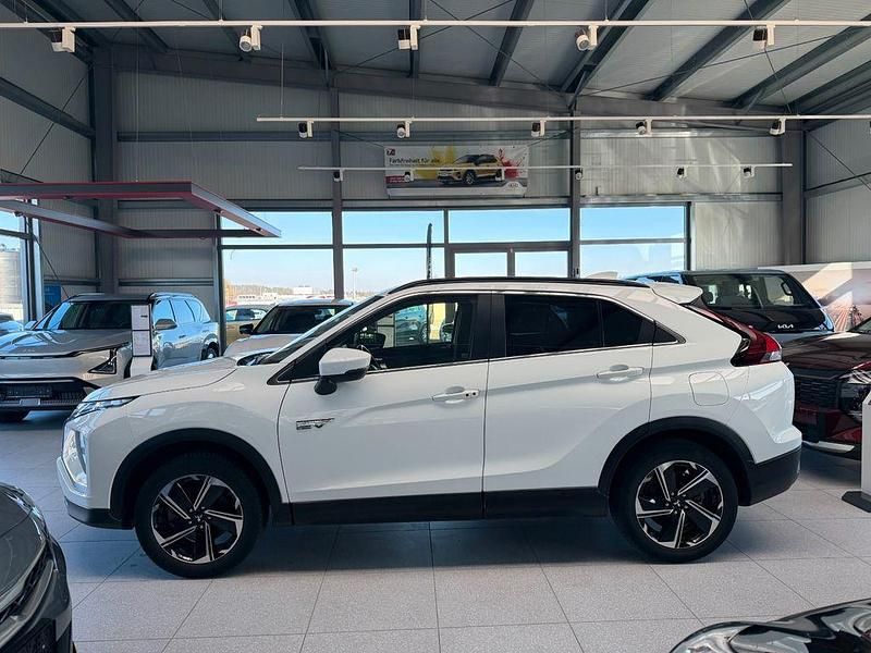 Gebraucht Mitsubishi Eclipse Cross Basis 98 PS (72 kW) 2022 Weiß SUV