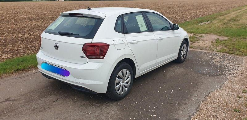 Weiß Gebraucht 2018 VW Polo Comfortline Kleinwagen | 9.000 € (Superpreis) - Bild 1/4