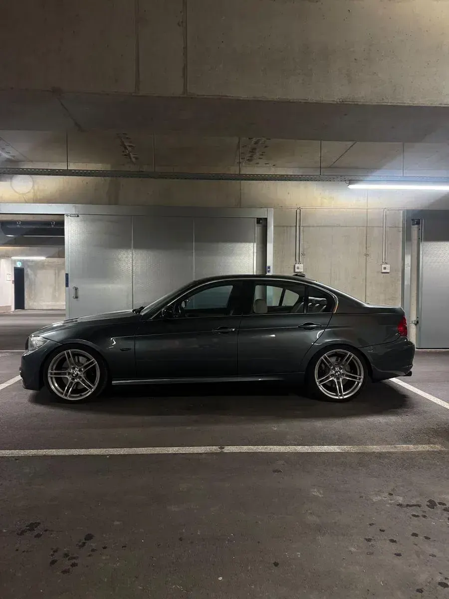 Brugt BMW 330 M Performance 320 HK (235 kW) 2009 Andere farben Sedan