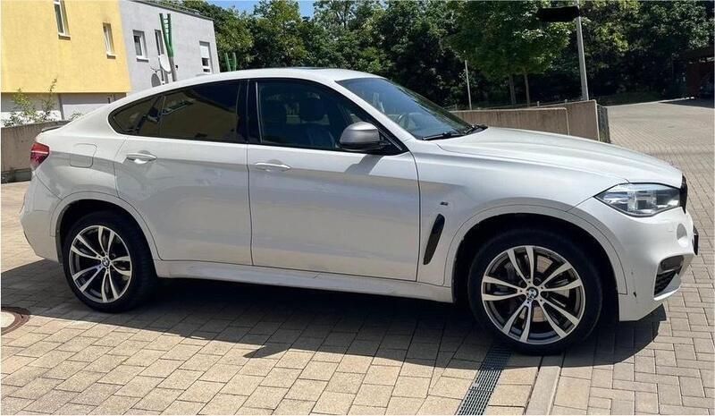 Weiß Gebraucht 2018 BMW X6 M50 Performance SUV | 29.600 € (Superpreis) - Bild 1/4