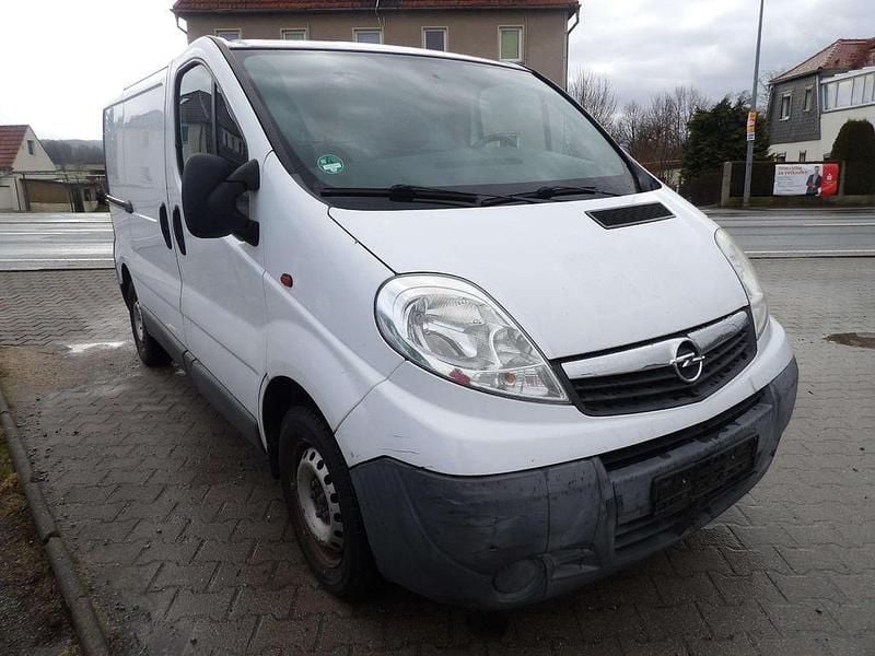 Gebraucht Opel Vivaro 90 PS (66 kW) 2010 Weiß Van / Kleinbus