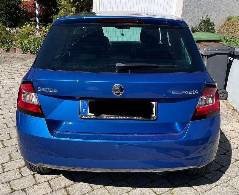 Gebraucht Skoda Fabia Style 110 PS (80 kW) 2015 Blau Kleinwagen