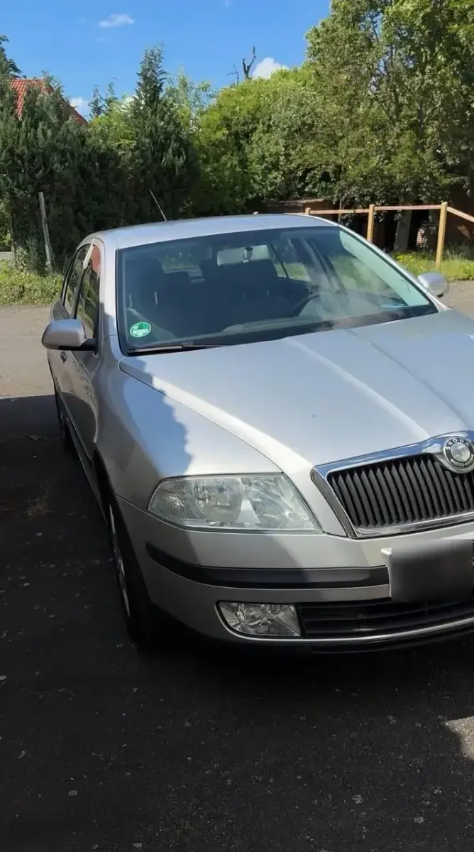 Gebraucht Skoda Octavia 105 PS (77 kW) 2004 Grau Limousine