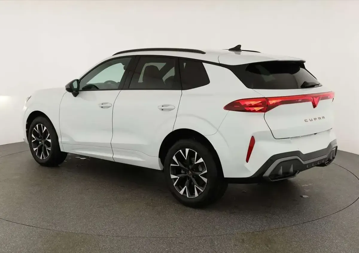 Neu Cupra Terramar 150 PS (110 kW) 2025 Glacial white metallic SUV