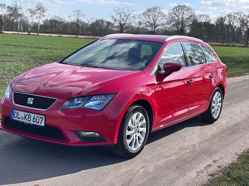 Gebraucht Seat Leon ST 105 PS (77 kW) 2015 Rot Kombi