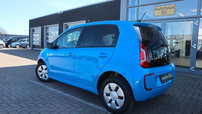 Second-hand VW e-up! 60 kW (82 CP) 2014 Albastru Hatchback