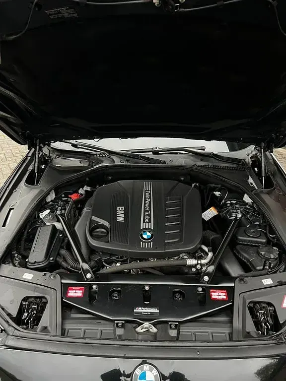 Gebraucht BMW 530 M Performance 258 PS (189 kW) 2012 Schwarz Kombi