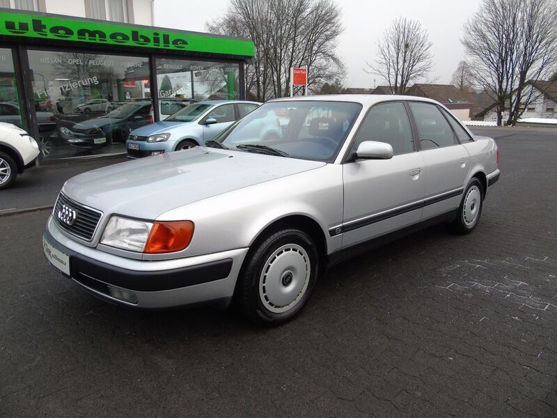Silber Gebraucht 1993 Audi 100 Limousine | 3.900 € - Bild 1/4