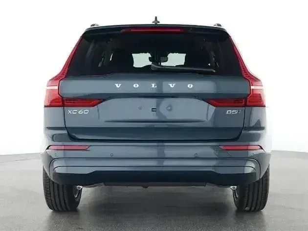 Gebraucht Volvo XC60 Core 250 PS (183 kW) 2025 Blau SUV