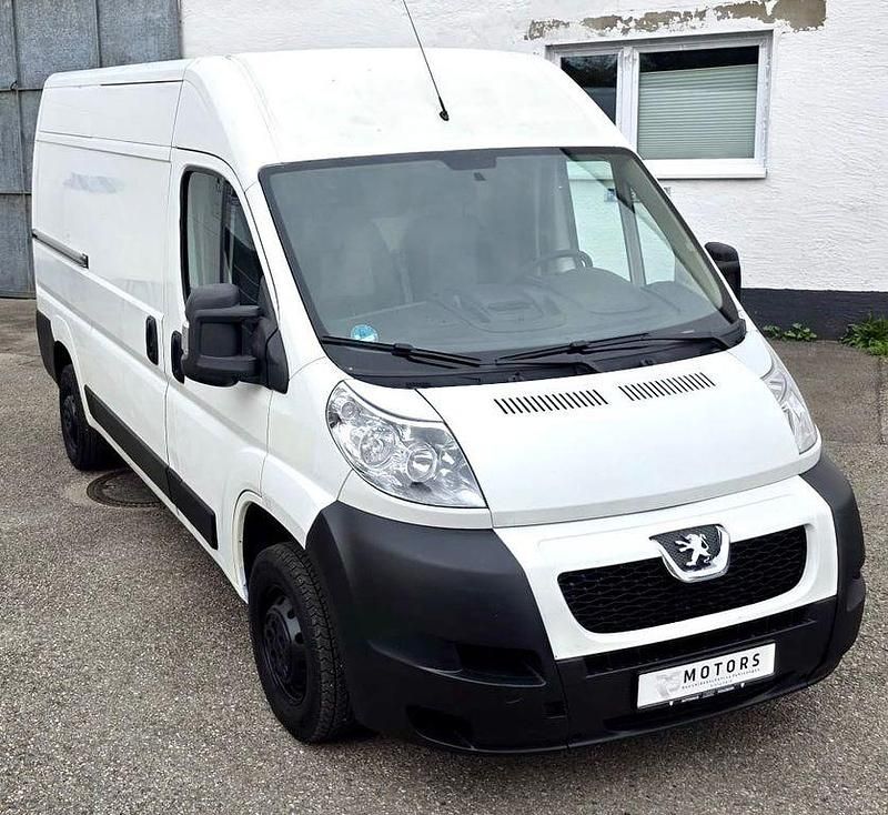 Weiß Gebraucht 2013 Peugeot Boxer Van | 7.990 € (Fairer Preis) - Bild 1/4