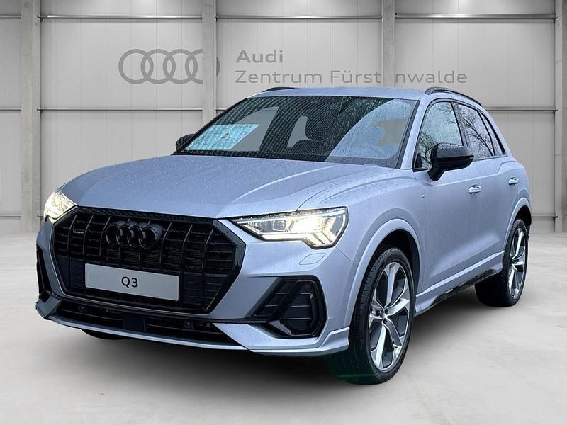 Weiß Gebraucht 2024 Audi Q3 Business SUV | 58.888 € - Bild 1/4