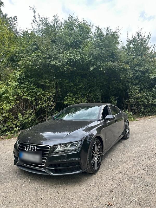 Grau Gebraucht 2014 Audi A7 Sportback S-Line Kleinwagen | 14.000 € (Superpreis) - Bild 1/4