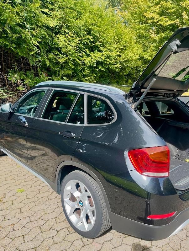 Gebraucht BMW X1 2014 Schwarz SUV