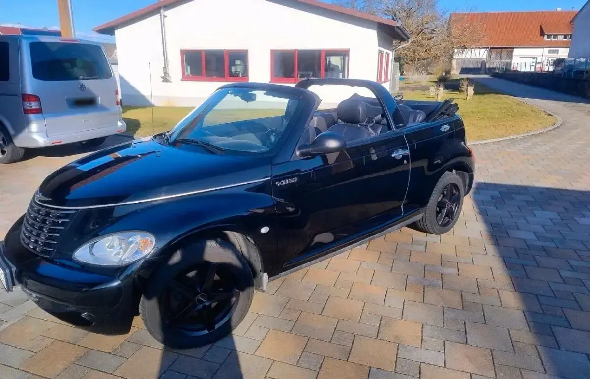 Używany Chrysler PT Cruiser 143 KM (105 kW) 2005 Czarny Kabriolet