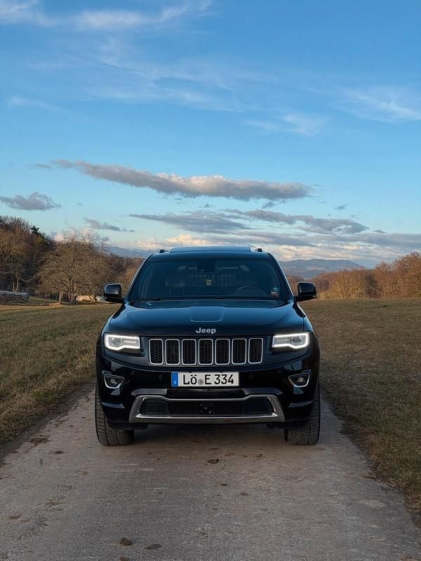Gebraucht Jeep Grand Cherokee Overland 250 PS (183 kW) 2015 Schwarz SUV