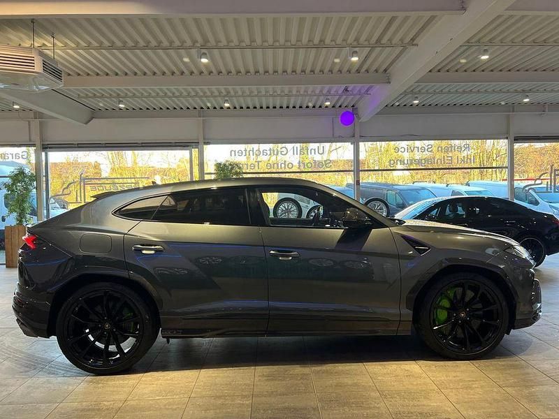 Usata Lamborghini Urus 650 CV (478 kW) 2020 Grigio SUV