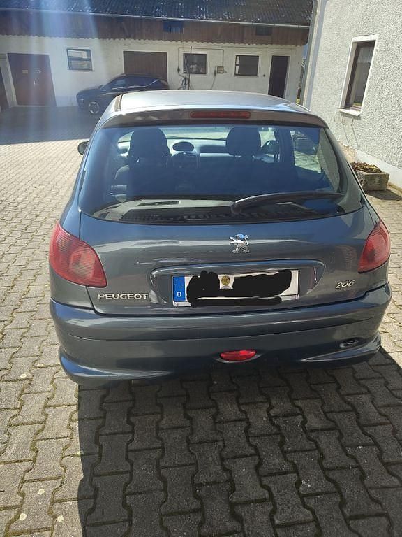 Gebraucht Peugeot 206 88 PS (64 kW) 2005 Grau Limousine