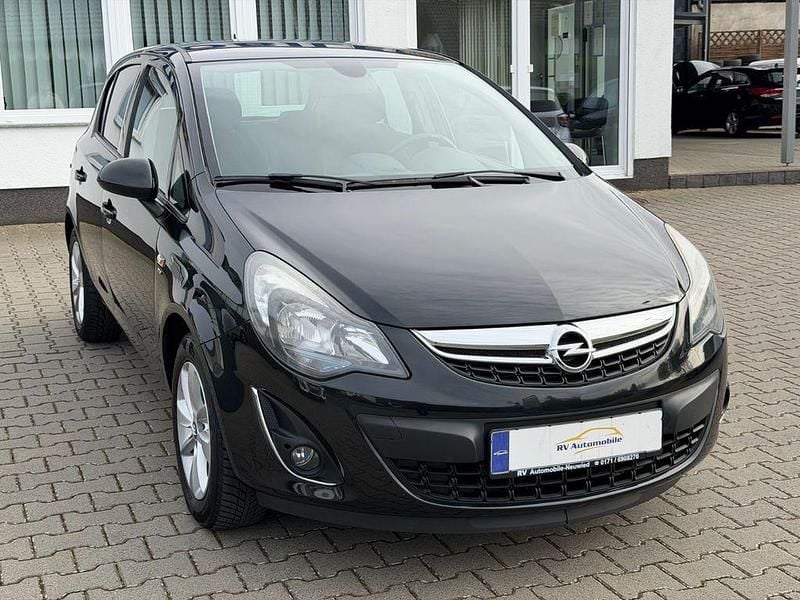 Gebraucht Opel Corsa Energy 101 PS (74 kW) 2014 Schwarz Kleinwagen