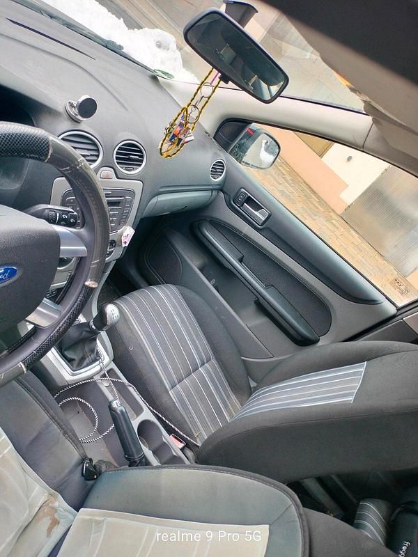 Gebraucht Ford Focus 101 PS (74 kW) 2009 Schwarz Kombi