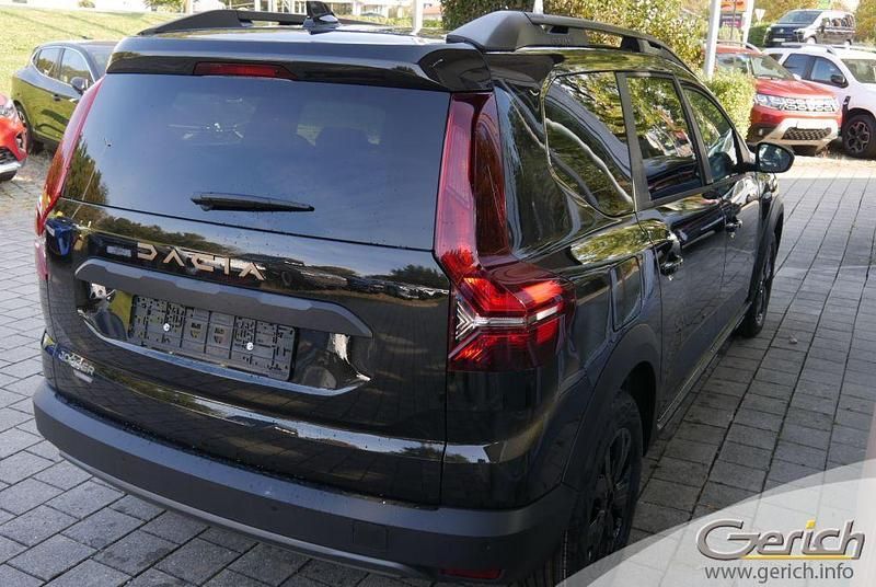 Neu Dacia Jogger Extreme 141 PS (103 kW) 2025 Schwarz Van / Kleinbus