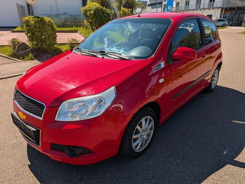 Gebraucht Chevrolet Aveo 84 PS (61 kW) 2009 Rot Kleinwagen